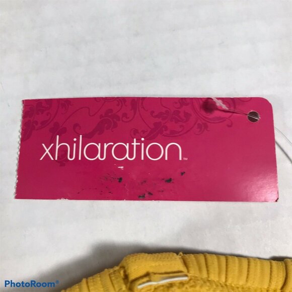 Xhilaration Womens Size D/DD Swim Bandeau Bikini Top Ribbed Yellow Missing Strap - Picture 3 of 11